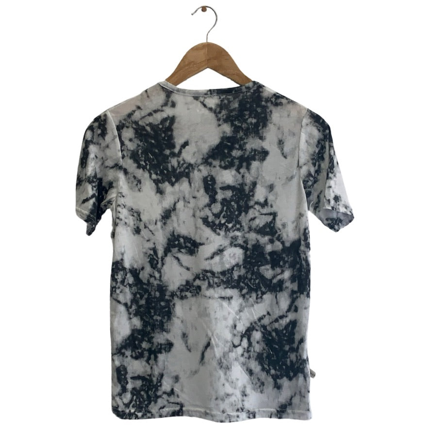 liam tee | 9